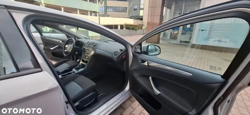 Ford Mondeo 2.0 TDCi Ambiente - 07