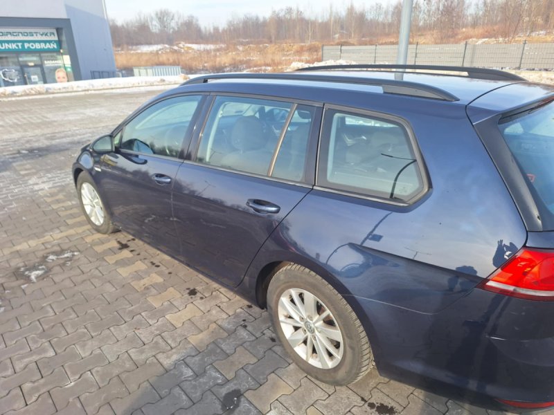 Volkswagen Golf VII 1.6tdi blue motion - 01