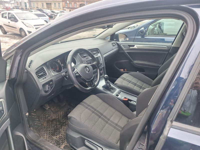 Volkswagen Golf VII 1.6tdi blue motion - 05