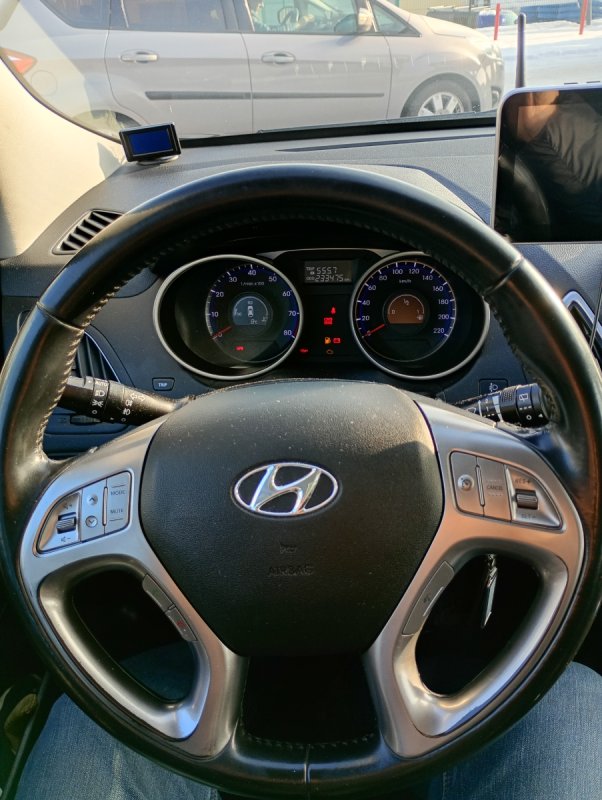 Hyundai ix35 1,6 benzyna - 09