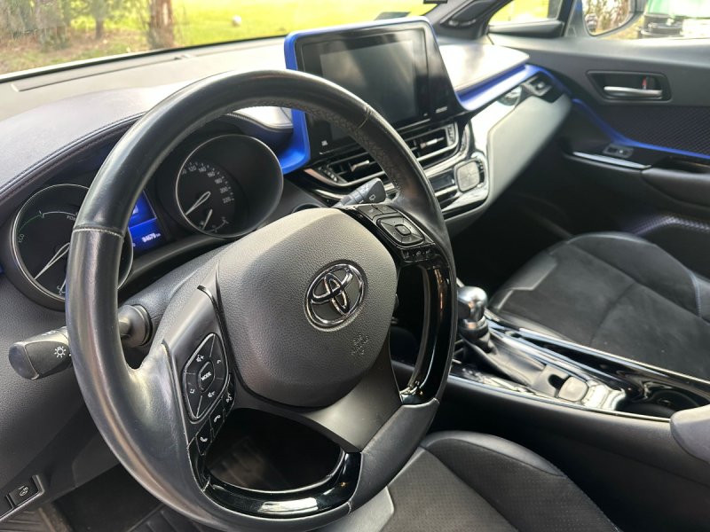 Toyota C HR 1.8 Hybrid 2017 rok - 05 Toyota C HR 1.8 Hybrid 2017 rok - 05