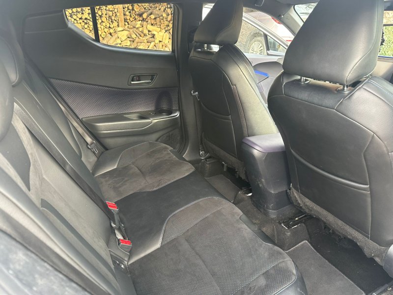 Toyota C HR 1.8 Hybrid 2017 rok - 07 Toyota C HR 1.8 Hybrid 2017 rok - 07