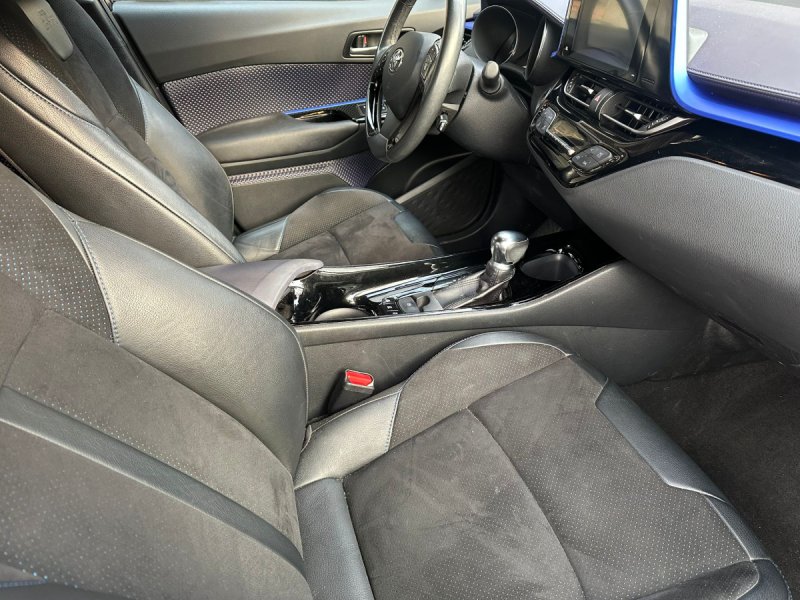 Toyota C HR 1.8 Hybrid 2017 rok - 08 Toyota C HR 1.8 Hybrid 2017 rok - 08