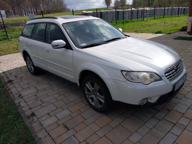 Subaru Otuback benzyna + LPG