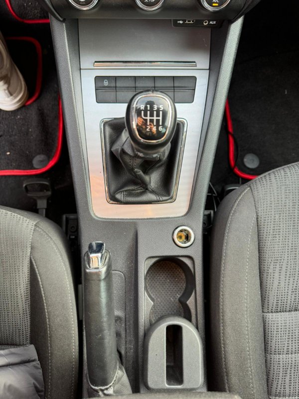 Sprzedam auto - 02 Sprzedam auto - 02