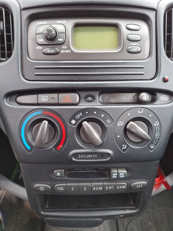 Toyota Yaris Verso - 06 Toyota Yaris Verso - 06