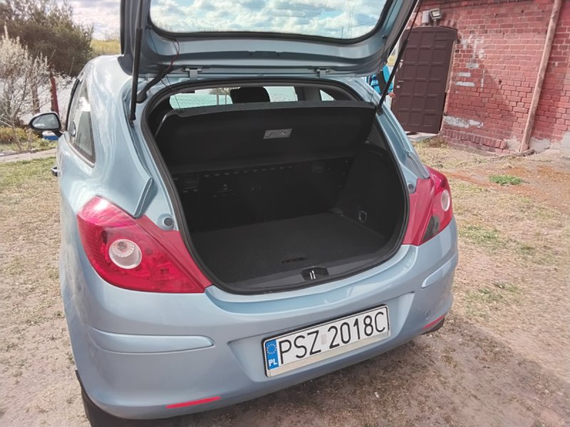 Opel corsa D - 02