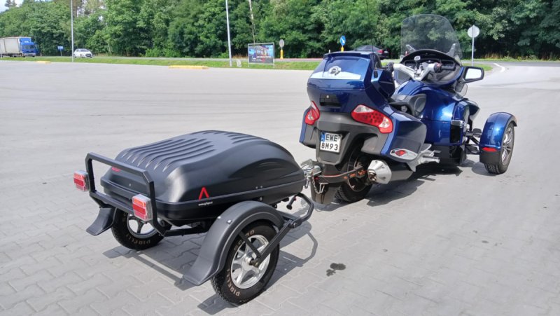 Can Am Spyder RT S przyczepka - 02