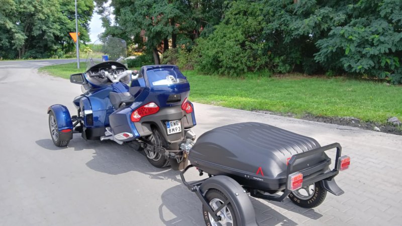 Can Am Spyder RT S przyczepka - 03