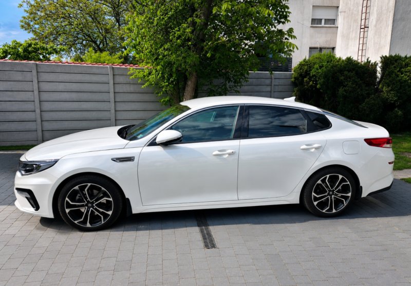 Kia Optima - 01