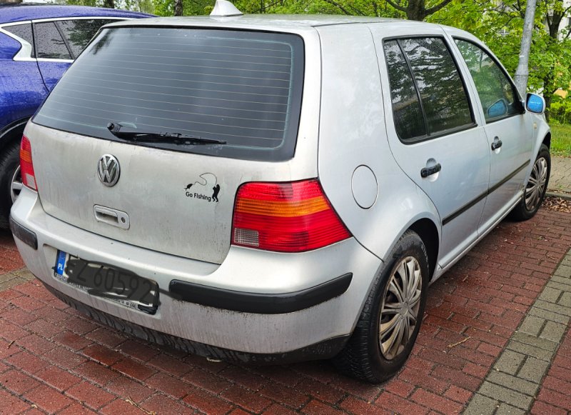 Sprzedam VW Golf IV z niezawodnym silnikiem 1.9 TD - 03