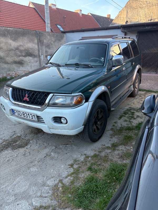 Mitsubishi Pajero Sport 3,0 V