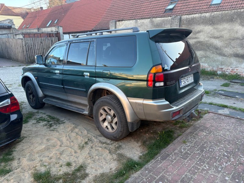 Mitsubishi Pajero Sport 3,0 V - 02 Mitsubishi Pajero Sport 3,0 V - 02