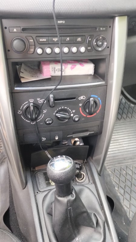 Sprzedam Peugeot 207 - 06