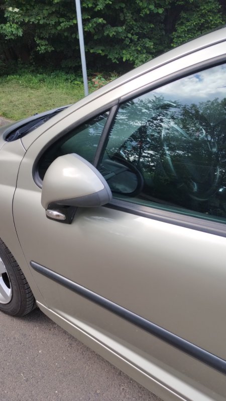 Sprzedam Peugeot 207 - 08