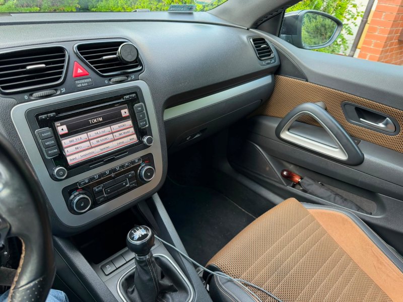 VW Scirocco 2.0 TSI 210 KM pierwszy właściciel - 04 VW Scirocco 2.0 TSI 210 KM pierwszy właściciel - 04