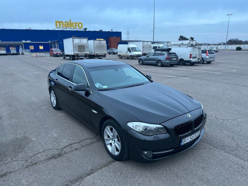 BMW F10 528i - 07