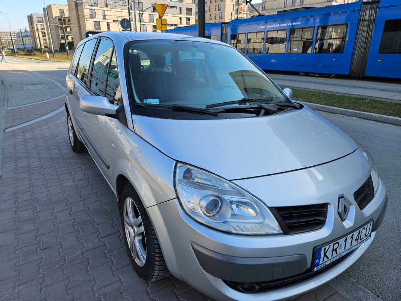 Renault Grand Scenic II 1.9 dCi 1 właściciel - 02