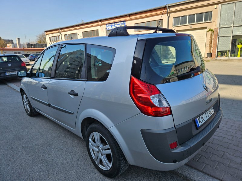 Renault Grand Scenic II 1.9 dCi 1 właściciel - 04