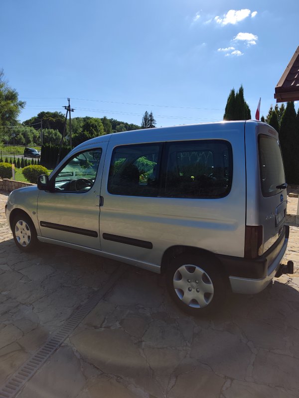 CITROEN Berlingo 2.0 HDI Multispace stan b.dobry - 01