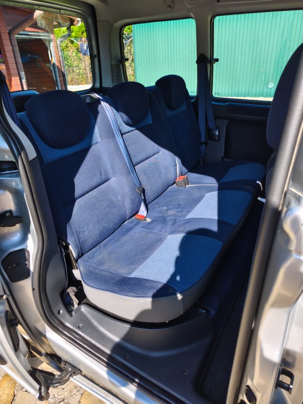 CITROEN Berlingo 2.0 HDI Multispace stan b.dobry - 04