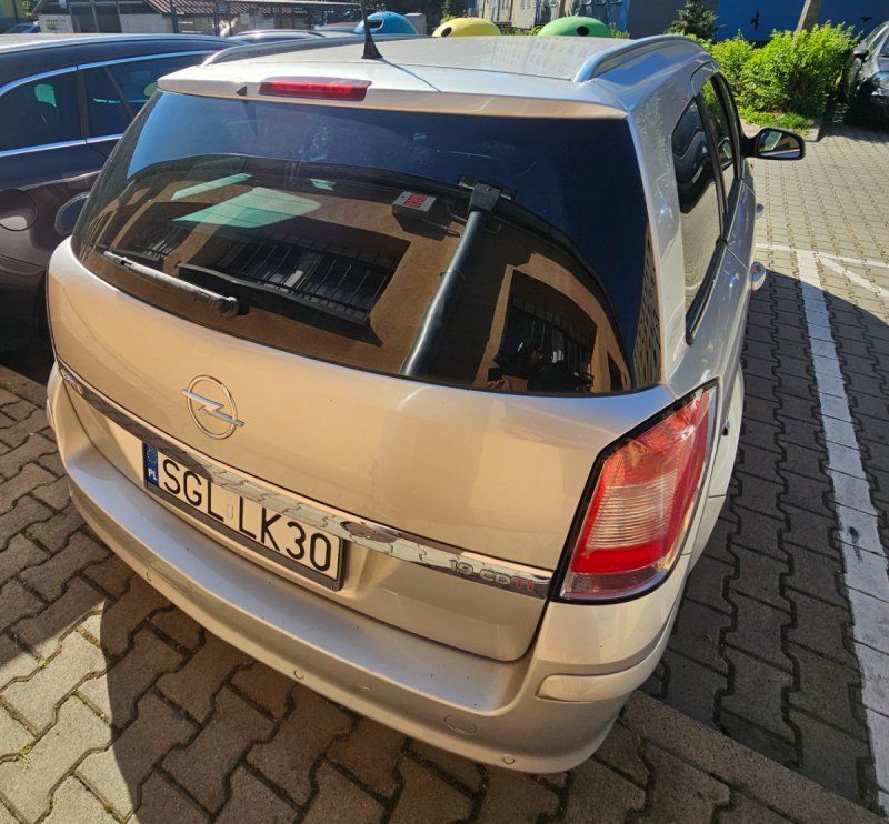Opel Astra 1.9 CDTI 150km - 02