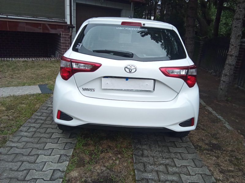 Toyota Yaris 5H/B 1,5 VVT IE 6M/T Premium - 01