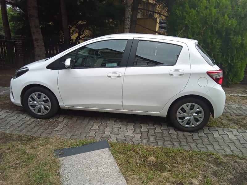 Toyota Yaris 5H/B 1,5 VVT IE 6M/T Premium - 02