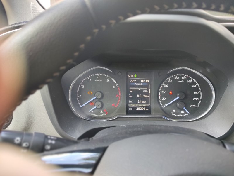 Toyota Yaris 5H/B 1,5 VVT IE 6M/T Premium - 04