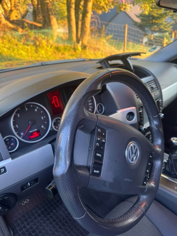 VW Touareg 2.5 TDI Exclusive Manual 4x4 Zadbany - 04