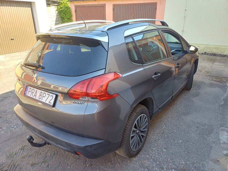 Peugeot 2008 - 02