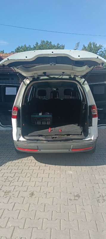 Sprzedam Ford galaxy2012 - 09