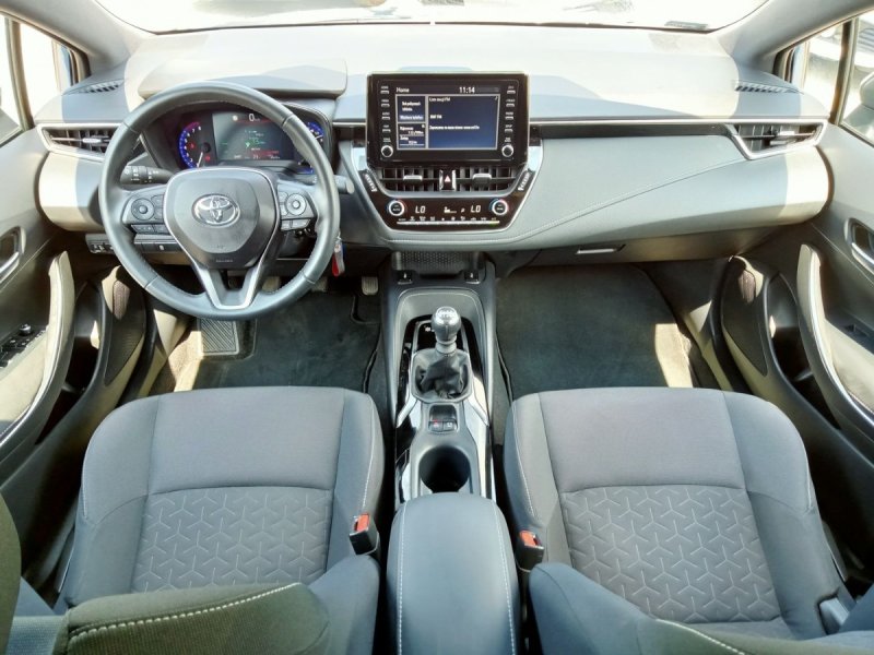 Toyota Corolla Kombi 2020r - 04