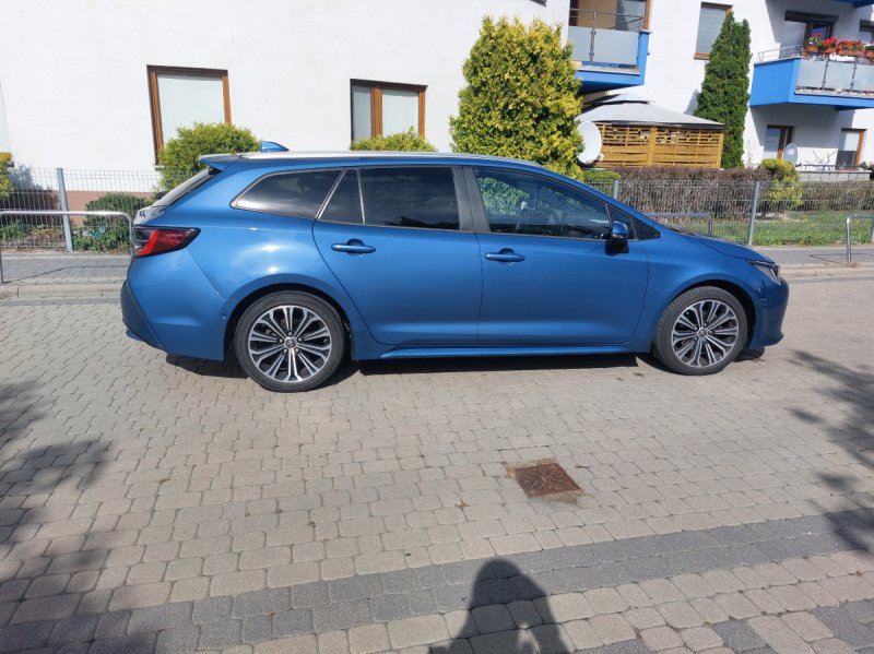 Toyota Corolla Kombi 2020r - 07